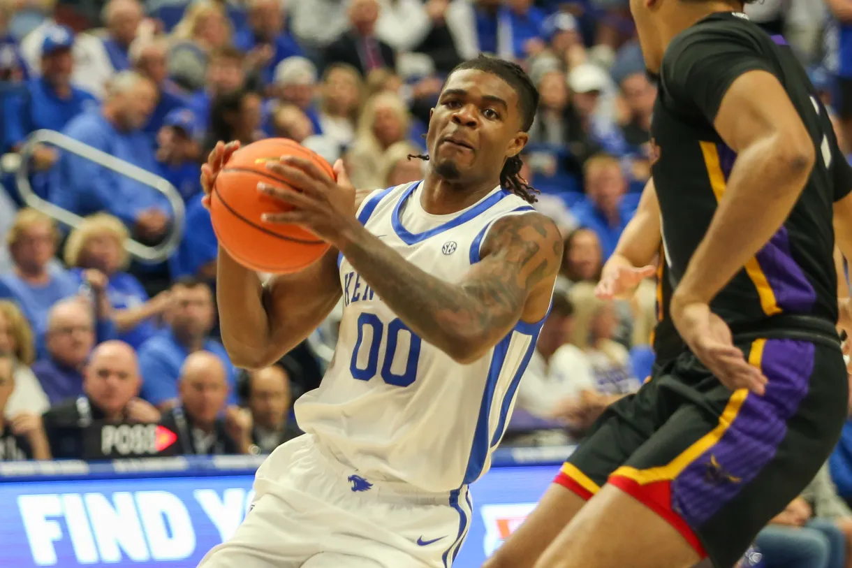 Kentucky Takes on Bucknell: Online Viewing Guide, Top Storylines, and Game Forecast.