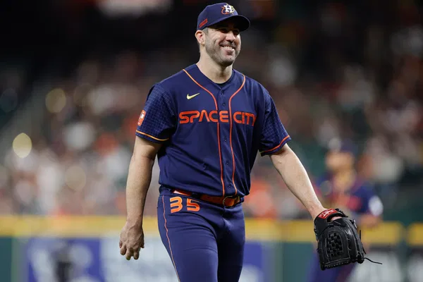 Houston Astros Re-Signing Justin Verlander Despite His Visible Decline During an Injury-Ridden 2024.