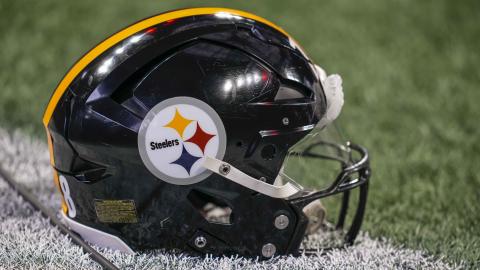 PITTSBURGH STEELERS HAVE JUST CONFIRMED TRADE FOR TWO WR AND INTENDED DEAL FOR QB worth $800million