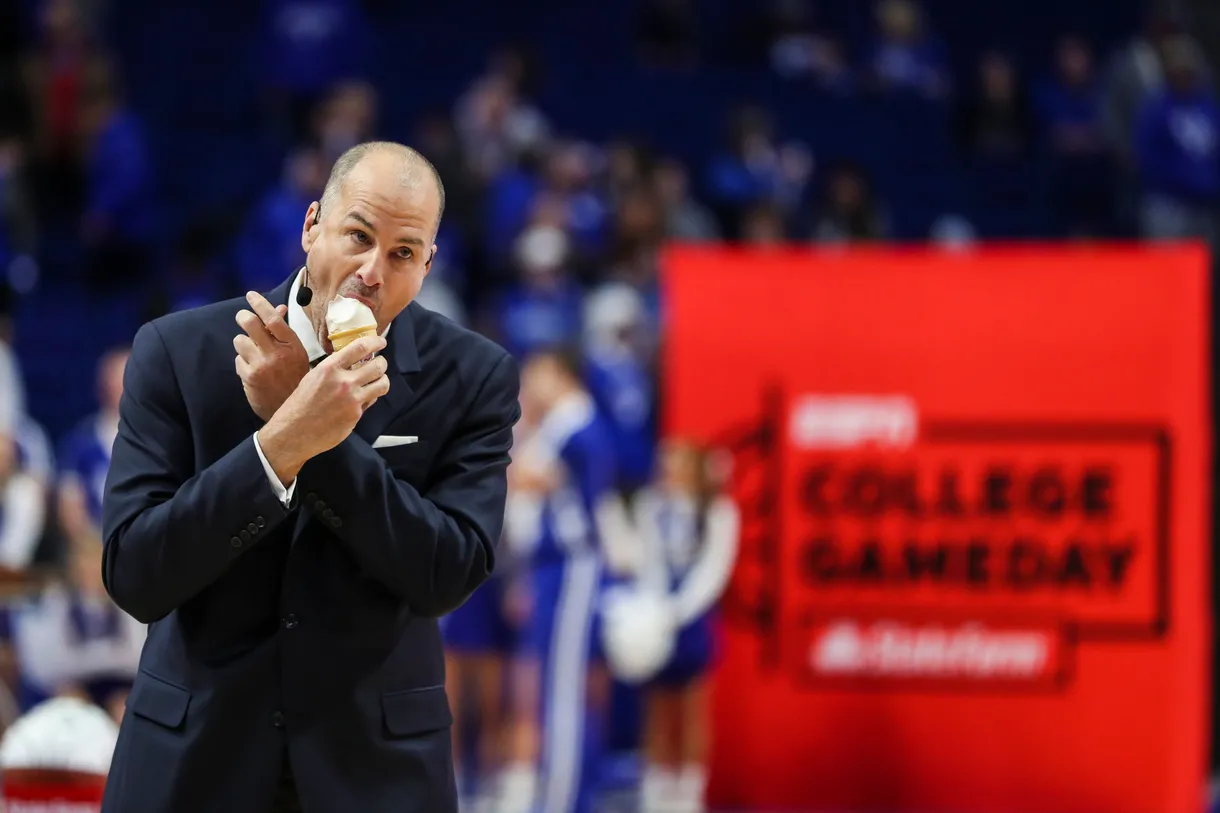 Jay Bilas Ranks Mark Pope and Kentucky Among Top 68 Teams in College Basketball…