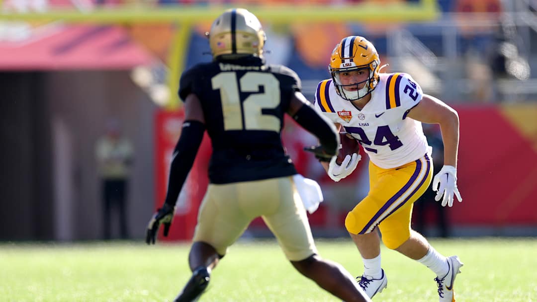 LSU Tigers Wide Receiver Landon Ibieta Announces Decision to Enter Transfer Portal.