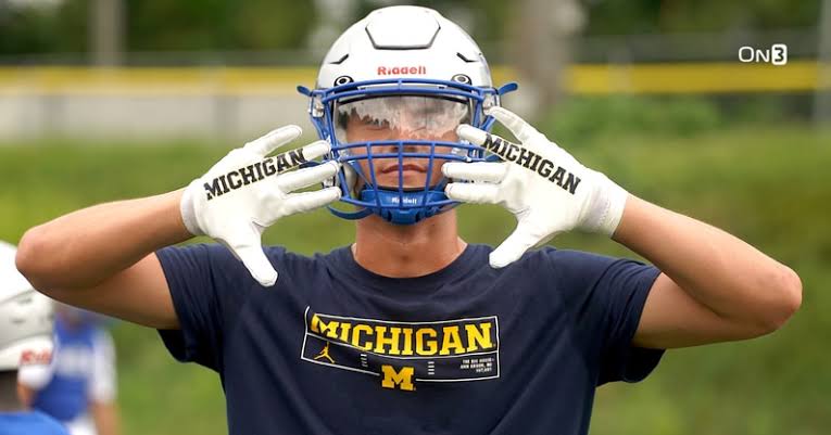 No. 1-Ranked Prospect in 2026 Recruiting Class flips Commitment to Michigan wolverine.