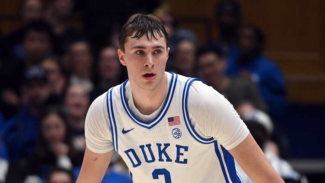 Duke Freshman Shocks Fans with ‘Dunk of the Year’ Poster Jam.