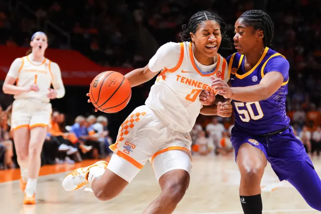 Lady Vols Fight Back but Fall to LSU in Thrilling Final Moments.